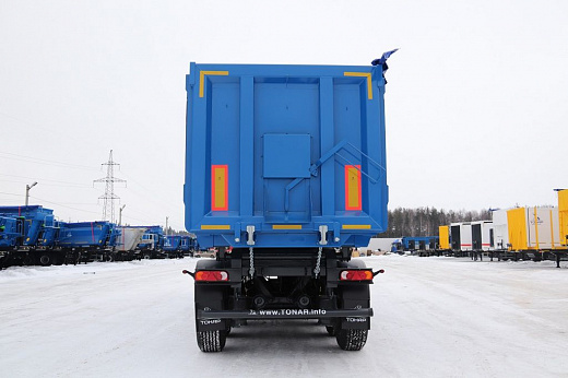 Полуприцеп с задней разгрузкой Тонар-952342 (60,6 куб.м)